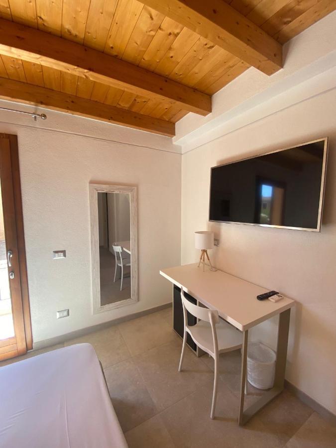 B&B Pettirosso San Teodoro  Εξωτερικό φωτογραφία