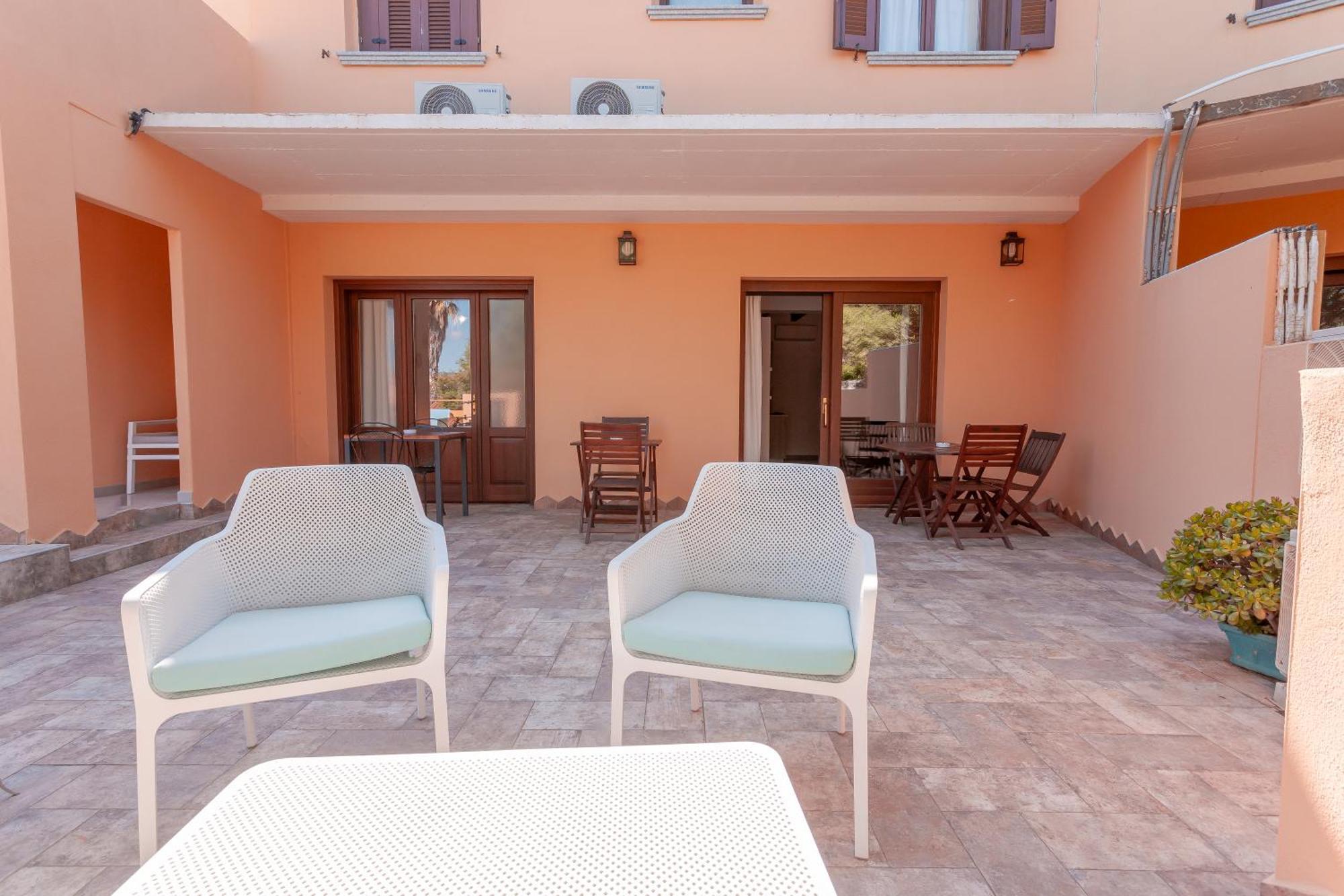 B&B Pettirosso San Teodoro  Εξωτερικό φωτογραφία