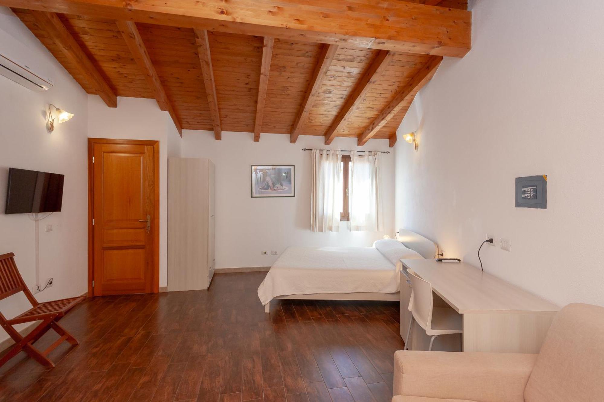 B&B Pettirosso San Teodoro  Εξωτερικό φωτογραφία