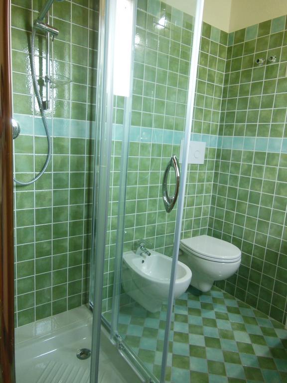 B&B Pettirosso San Teodoro  Δωμάτιο φωτογραφία